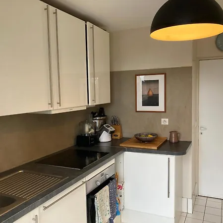Familial En Duplex Entre Montmartre Et Opera Apartment *