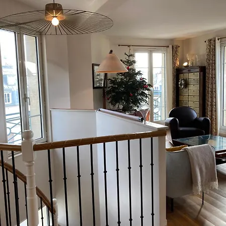 Familial En Duplex Entre Montmartre Et Opera * Paris