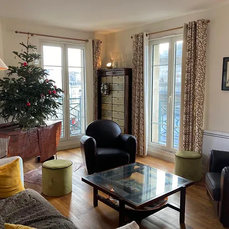 Familial En Duplex Entre Montmartre Et Opera Apartment